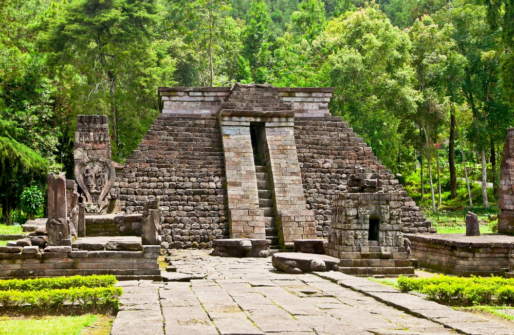 Whispers of Stone & Mountain Air - A Field Journey Across Central & East Java